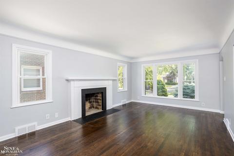 377 Ridgemont Rd, Grosse Pointe Farms, MI 48236 photo 2