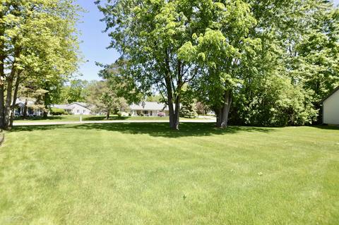1333 Leisure Dr, Flint, MI 48507 photo 6