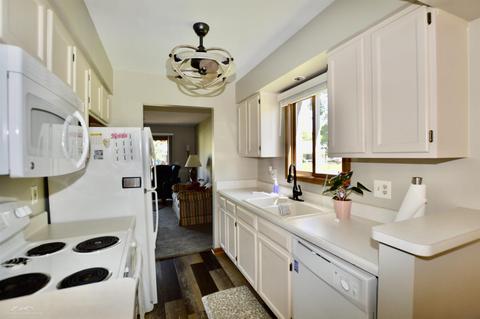 1333 Leisure Dr, Flint, MI 48507 photo 12