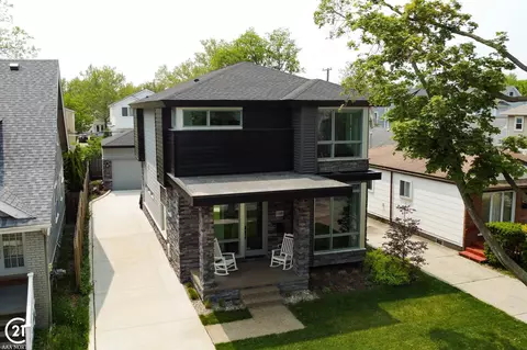 788 Ruffner, Birmingham, MI 48009 photo 2
