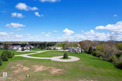 Forest Creek West, Davison, MI 48423 photo 37
