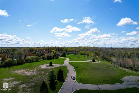 Forest Creek West, Davison, MI 48423 photo 11