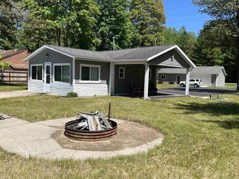 3745 Lakeshore, Gladwin, MI 48624 photo 8