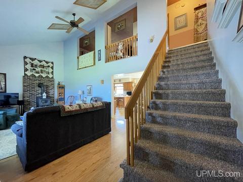 15598 Kewneenaw, L'anse, MI 49946 photo 11