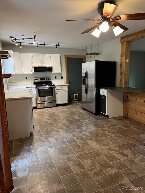 E9873 Kinston, Munising, MI 49862 photo 4
