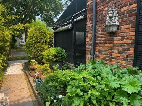 411 Rivard, Grosse Pointe, MI 48230 photo 22