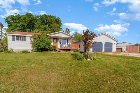 5157 N 8 Mile, Pinconning, MI 48650