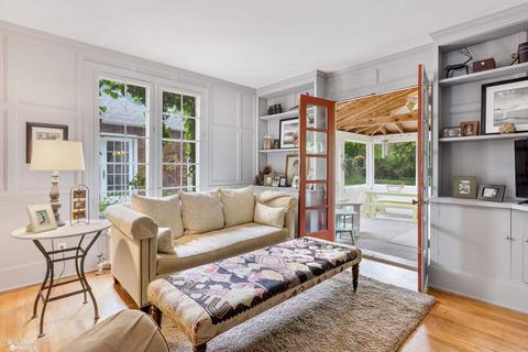 492 Rivard, Grosse Pointe, MI 48230 photo 12