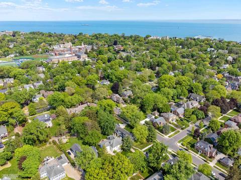 492 Rivard, Grosse Pointe, MI 48230 photo 63