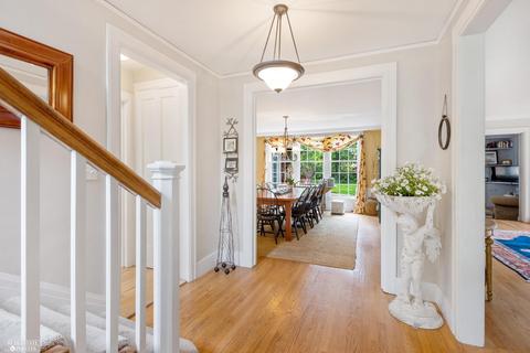492 Rivard, Grosse Pointe, MI 48230 photo 4