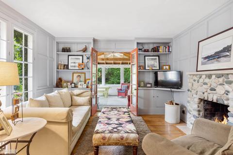 492 Rivard, Grosse Pointe, MI 48230 photo 11