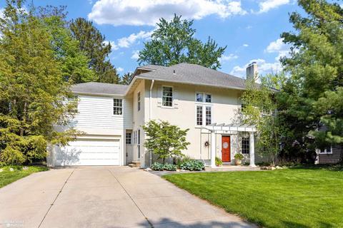 492 Rivard, Grosse Pointe, MI 48230 photo 2