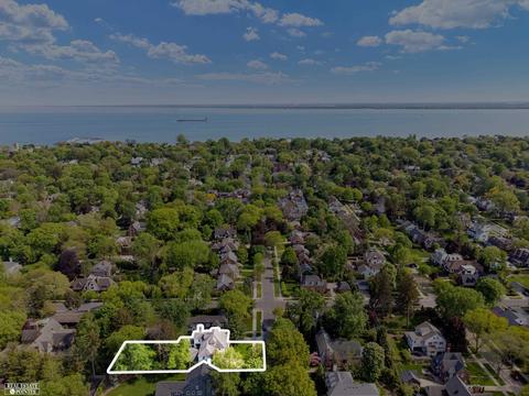 492 Rivard, Grosse Pointe, MI 48230 photo 70