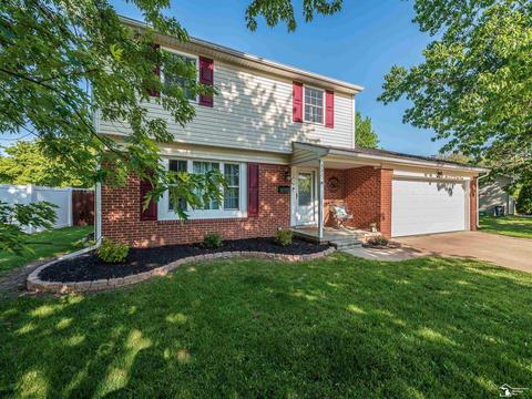 322 Armitage Dr, Monroe, MI 48162
