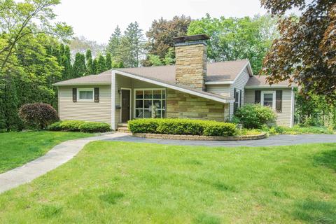 1202 W Oliver St, Owosso, MI 48867