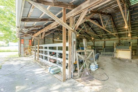 6302 Hewitt Rd, Grant, MI 48032 photo 37