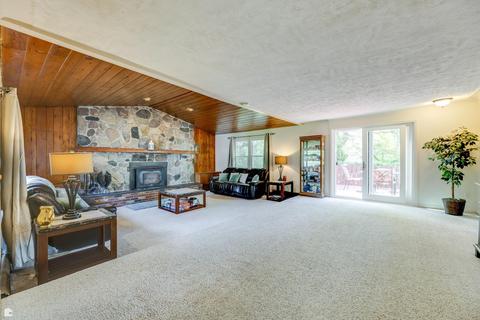6302 Hewitt Rd, Grant, MI 48032 photo 13