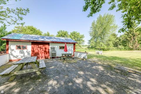 6302 Hewitt Rd, Grant, MI 48032 photo 34