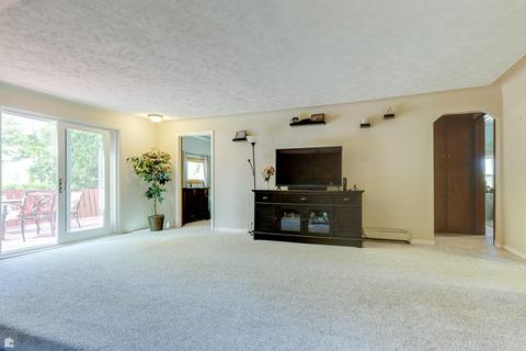 6302 Hewitt Rd, Grant, MI 48032 photo 15