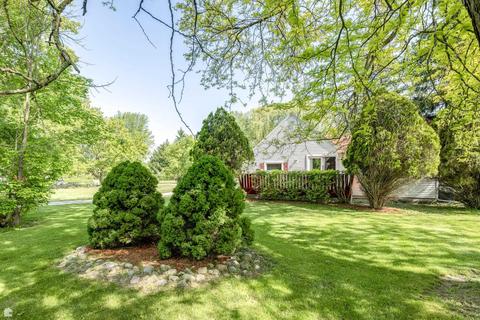6302 Hewitt Rd, Grant, MI 48032 photo 3