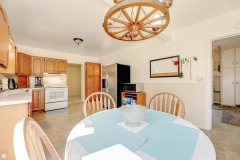 6302 Hewitt Rd, Grant, MI 48032 photo 17