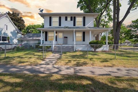 1302 Houghton, Saginaw, MI 48602