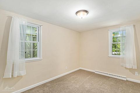 805 Forest Dr, Fenton, MI 48430 photo 4