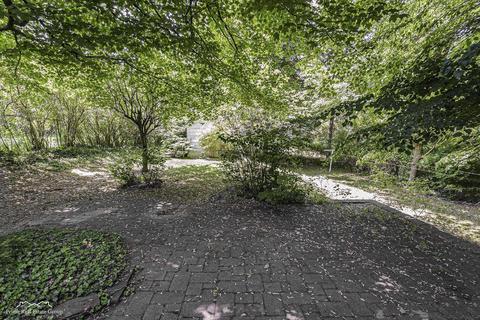 805 Forest Dr, Fenton, MI 48430 photo 12