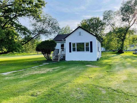 558 N 15th, Gladstone, MI 49837