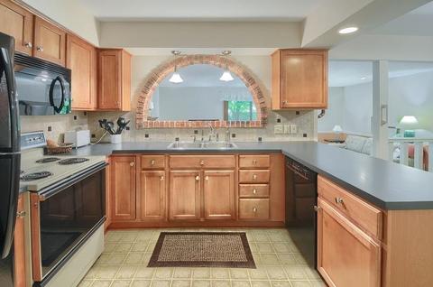 2505 Plainview Dr, Flushing, MI 48433 photo 5