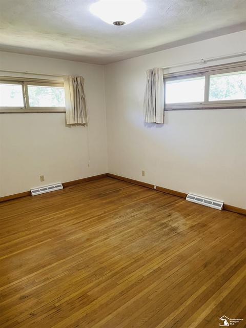 532 W Sterns, Temperance, MI 48182 photo 18