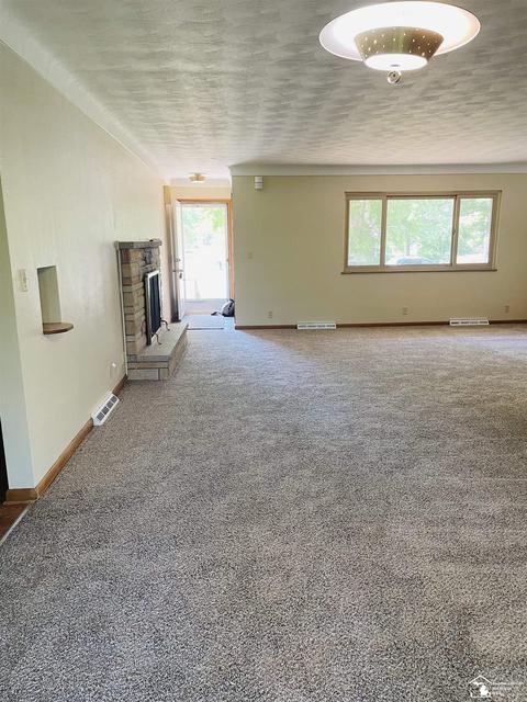 532 W Sterns, Temperance, MI 48182 photo 4