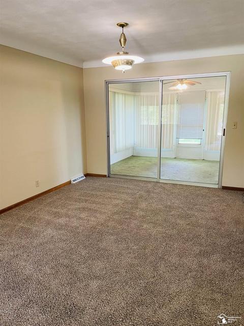 532 W Sterns, Temperance, MI 48182 photo 7