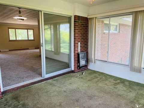 532 W Sterns, Temperance, MI 48182 photo 8