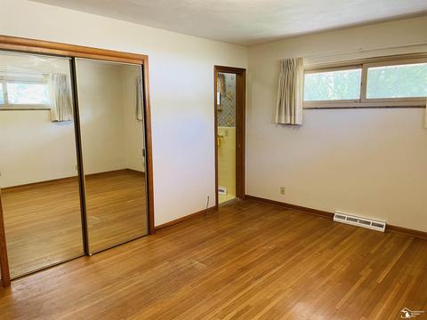 532 W Sterns, Temperance, MI 48182 photo 21