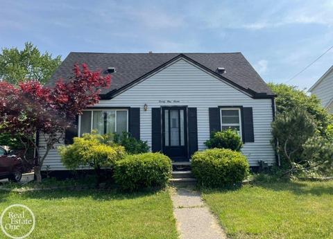 21718 Revere, Saint Clair Shores, MI 48080
