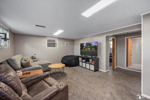 7605 Indian, Temperance, MI 48182 photo 18