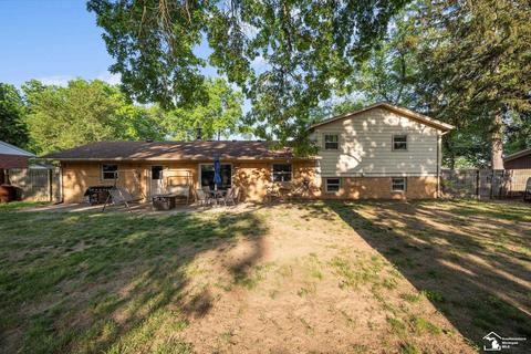 7605 Indian, Temperance, MI 48182 photo 34