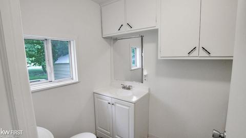 2128 Utley, Flint, MI 48532 photo 11