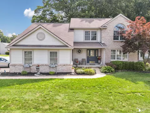7730 Windsor, Lambertville, MI 48144