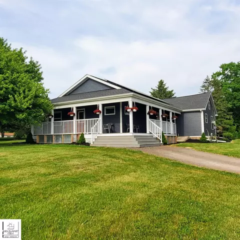 5253 Henderson, Davison, MI 48423