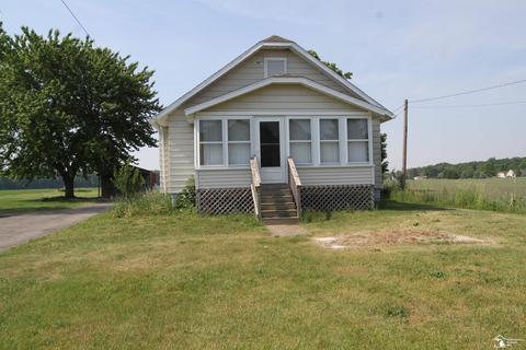 3815 Stewart Rd, Monroe, MI 48162