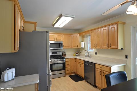 28538 Bradner, Warren, MI 48088 photo 35