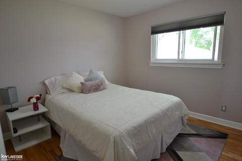 28538 Bradner, Warren, MI 48088 photo 23