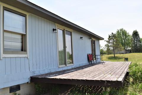 1638 Perth Ct, Gladwin, MI 48624 photo 5