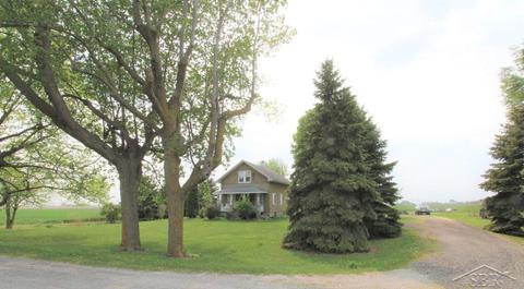 1068 Briggs Rd, Reese, MI 48757