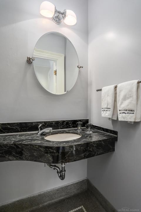 283 Hillcrest, Grosse Pointe Farms, MI 48236 photo 19