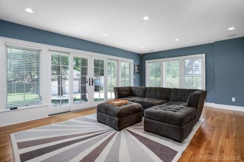 283 Hillcrest, Grosse Pointe Farms, MI 48236 photo 20