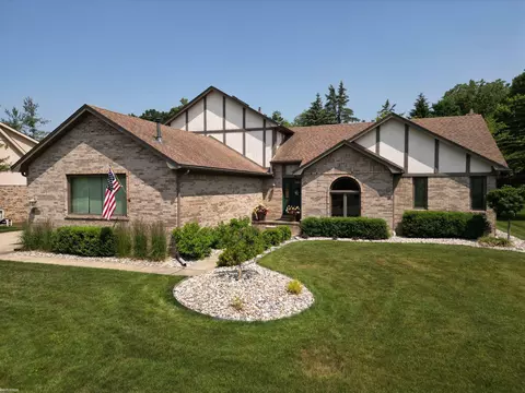 3283 Norfolk, Shelby Township, MI 48316