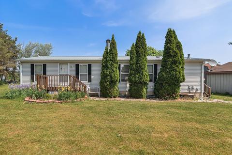 1700 Obrien, Mayville, MI 48744